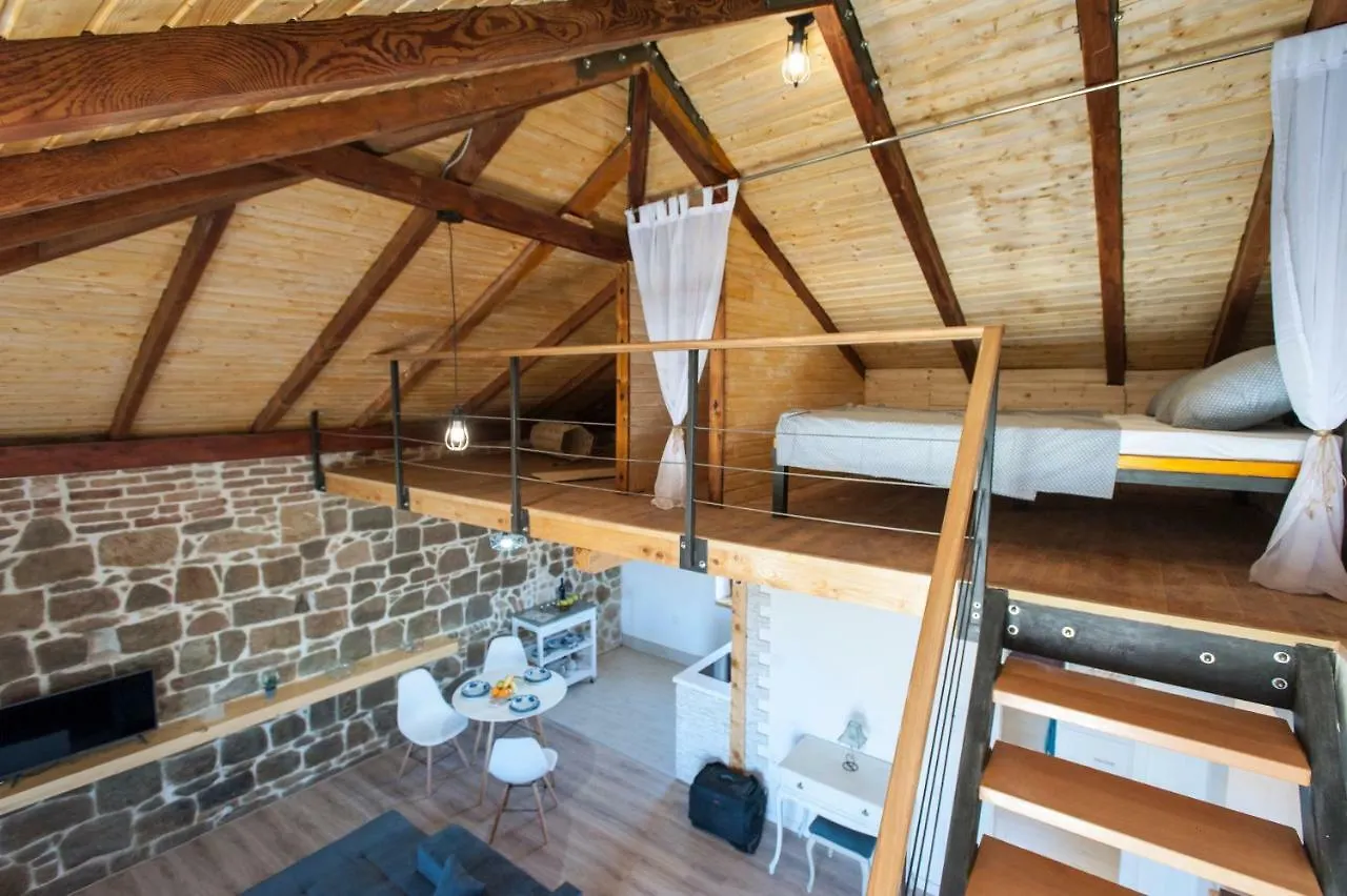 Apartments Pepi Kaštela 0*,  Chorvatsko