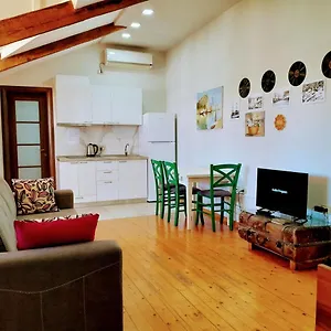 Loft Apartmán Tirana